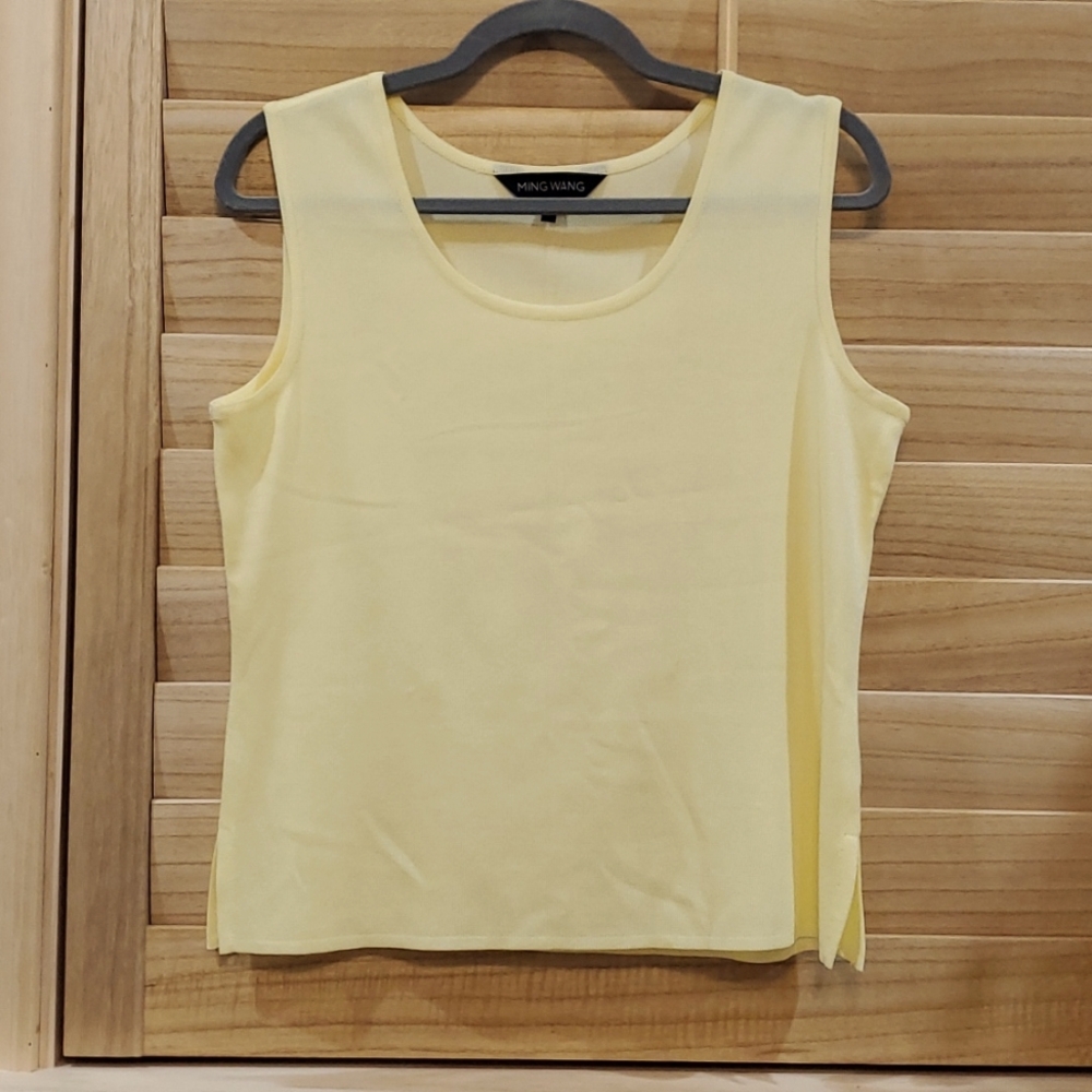 Ming Wang top size Medium